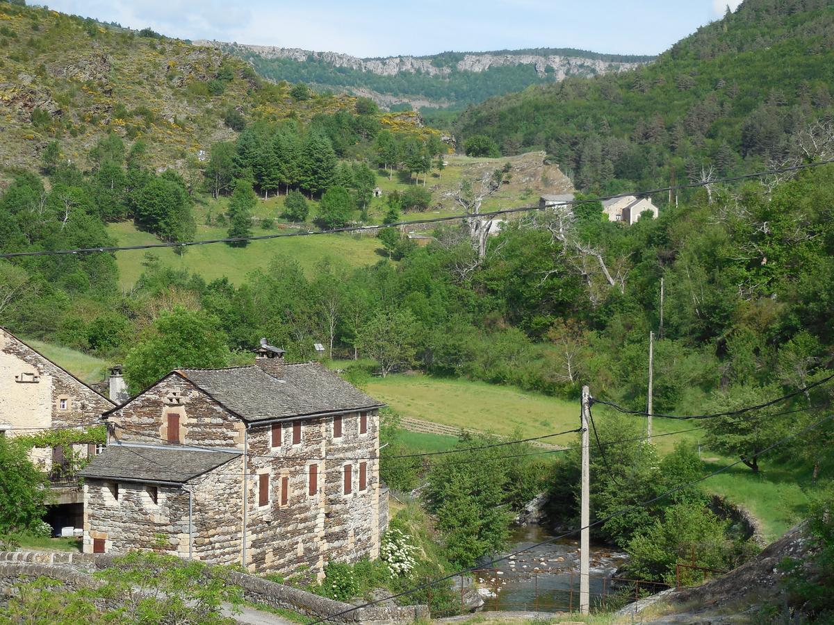 Auberge du Tarnon Les Vanels Extérieur photo